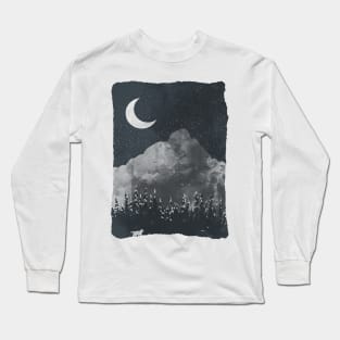 Winter Finds the Wolf... Long Sleeve T-Shirt